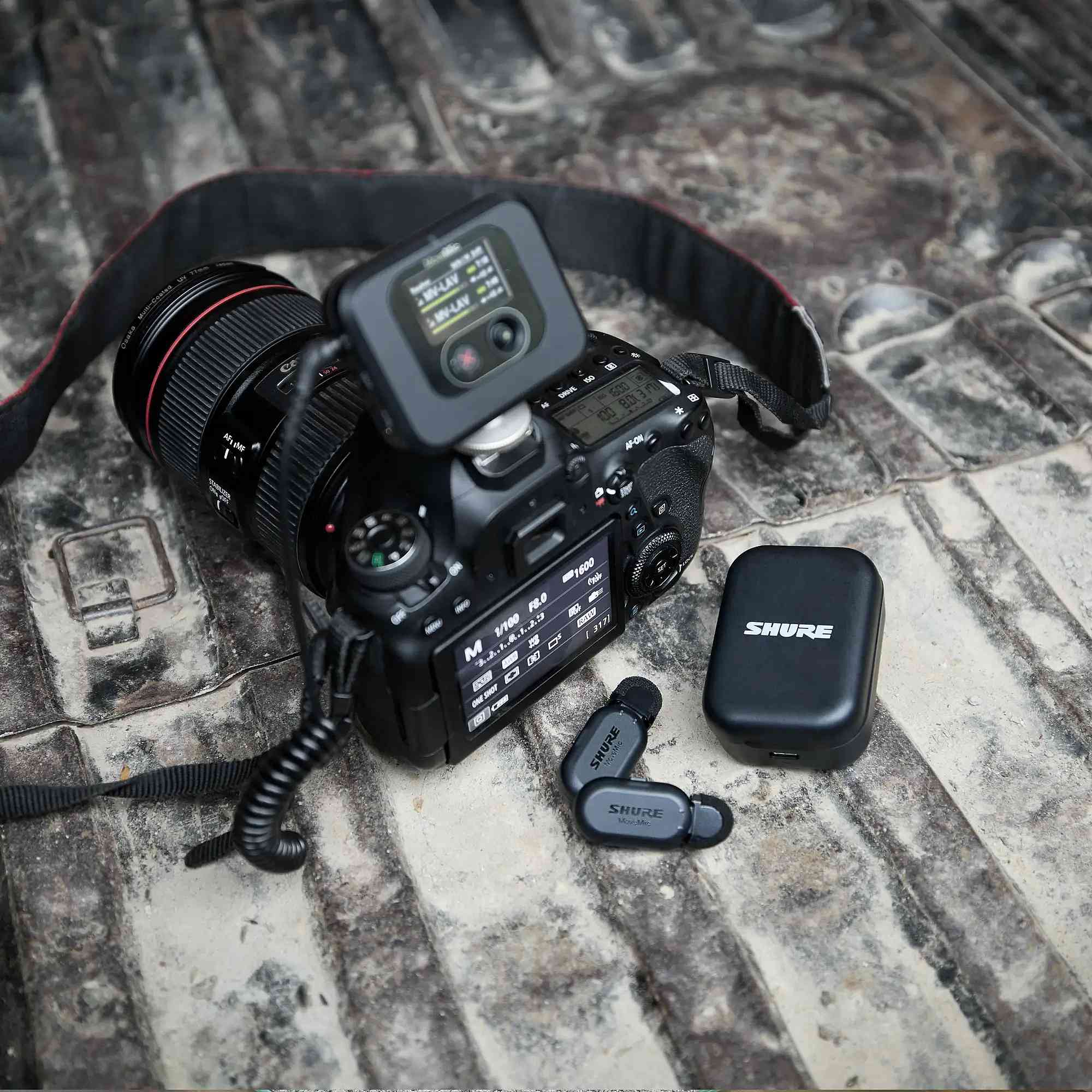 MOVEMIC TWO RECEIVER KIT Two-Channel Wireless Lavalier Microphone System With Receiver