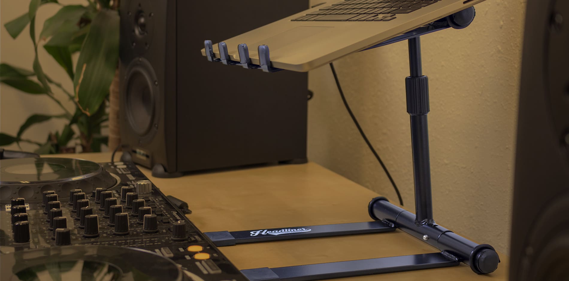 Headliner Los Angeles Noho Laptop Stand (HL20000)