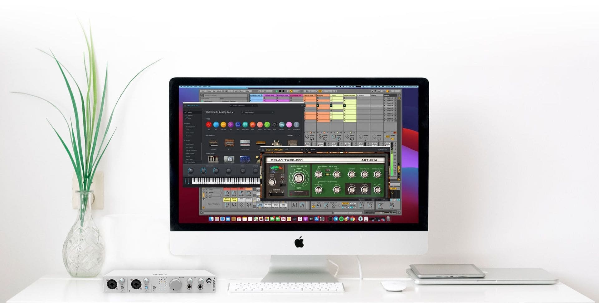 The best software included MiniFuse comes with an exclusive selection of software titles offering everything you need to give your sound the professional edge. This isn’t a bundle of fremium plugins or demos - this is the same exceptional software used by music and audio professionals worldwide.