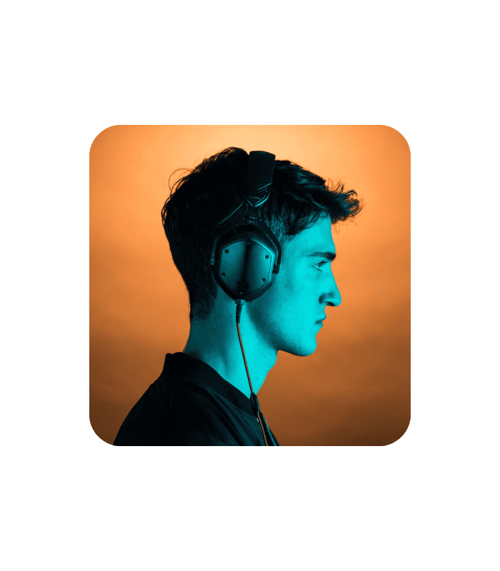 ⁦في- مودا - كروسفايد أم ١٠٠ ماستر⁩ - الصورة ⁦3⁩