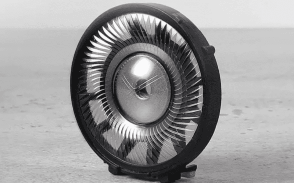 STELLAR.45 The sound transducer uses a neodymium magnet and a voice coil made from copper-plated precision wires. The resulting high conductivity of the driver system at low weight is the reason for its high performance. The driver system keeps distortion extremely low, even at high sound pressures. The STELLAR.45 has an impedance of 48 ohms and proves that low-impedance sound transducers can deliver excellent studio-quality sound.