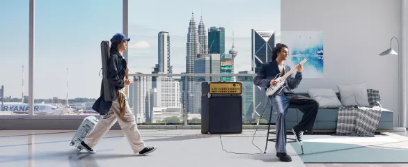 Donner HUSH™ I PRO Acoustic-Electric Travel Guitar Kit with Sound Effects