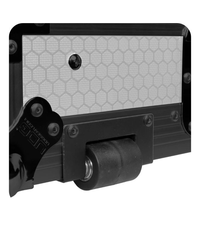 Z-Style DJ Table White 02