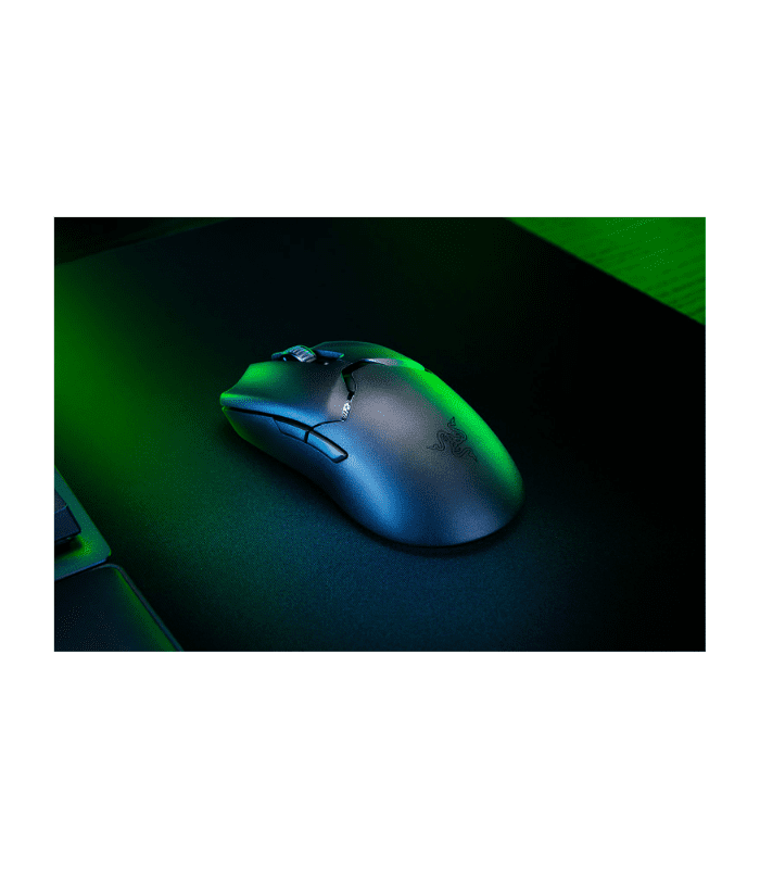 RAZER VIPER V2 PRO black on mouse pad