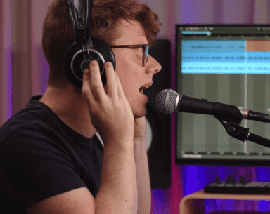 Quantity, meet quality Give every recording the shine, clarity, and projection it deserves with two high-quality digitally-controlled preamps and 24-bit AD/DA converters from ESS and Cirrus Logic. Whether it’s red-hot synths, dynamic guitars, delicate vocals, or any combination of inputs, expect top-notch sound across the board.