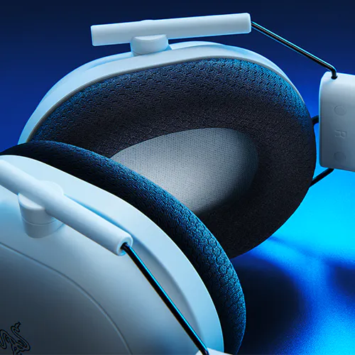 ULTRA-SOFT FLOWKNIT MEMORY FOAM CUSHIONS Breathable weave that helps you stay cool and comfortable.