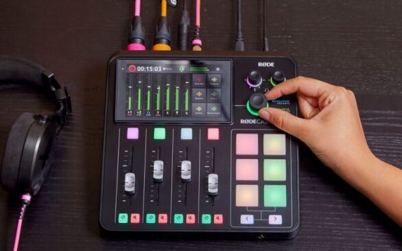 RODE RODECaster Duo Integrated Audio Production Studio