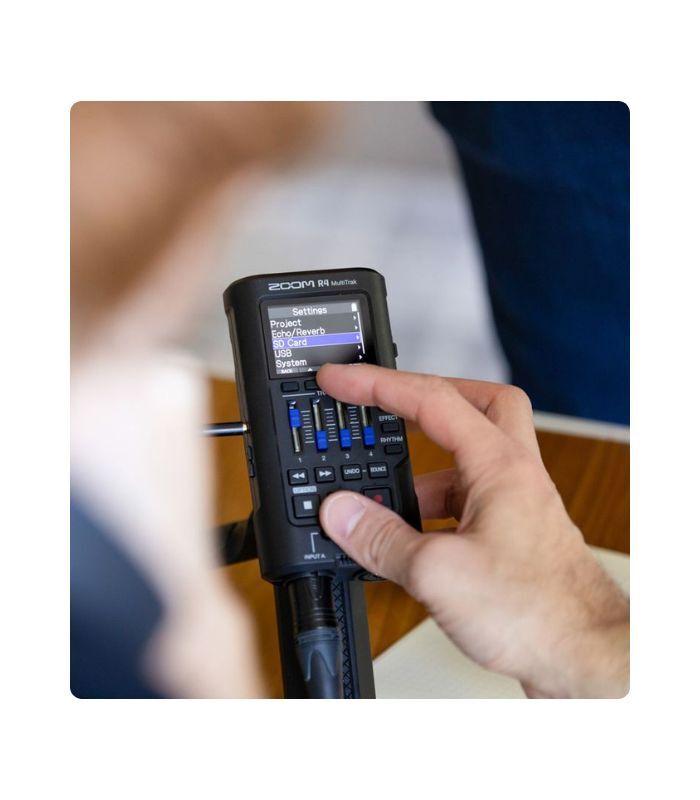 Zoom R4 MultiTrak Recorder - 2 Years Warranty - Image 6