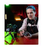 Xvive - U5 Single Channel Lavalier Microphones Wireless System for DSLR Cams - Image 3