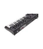 ⁦سيكوينشال - فوروم مؤلف أصوات تناظري بـ ٤ أصوات مع خاصية استشعار اللمس المتعدد⁩ - الصورة ⁦4⁩