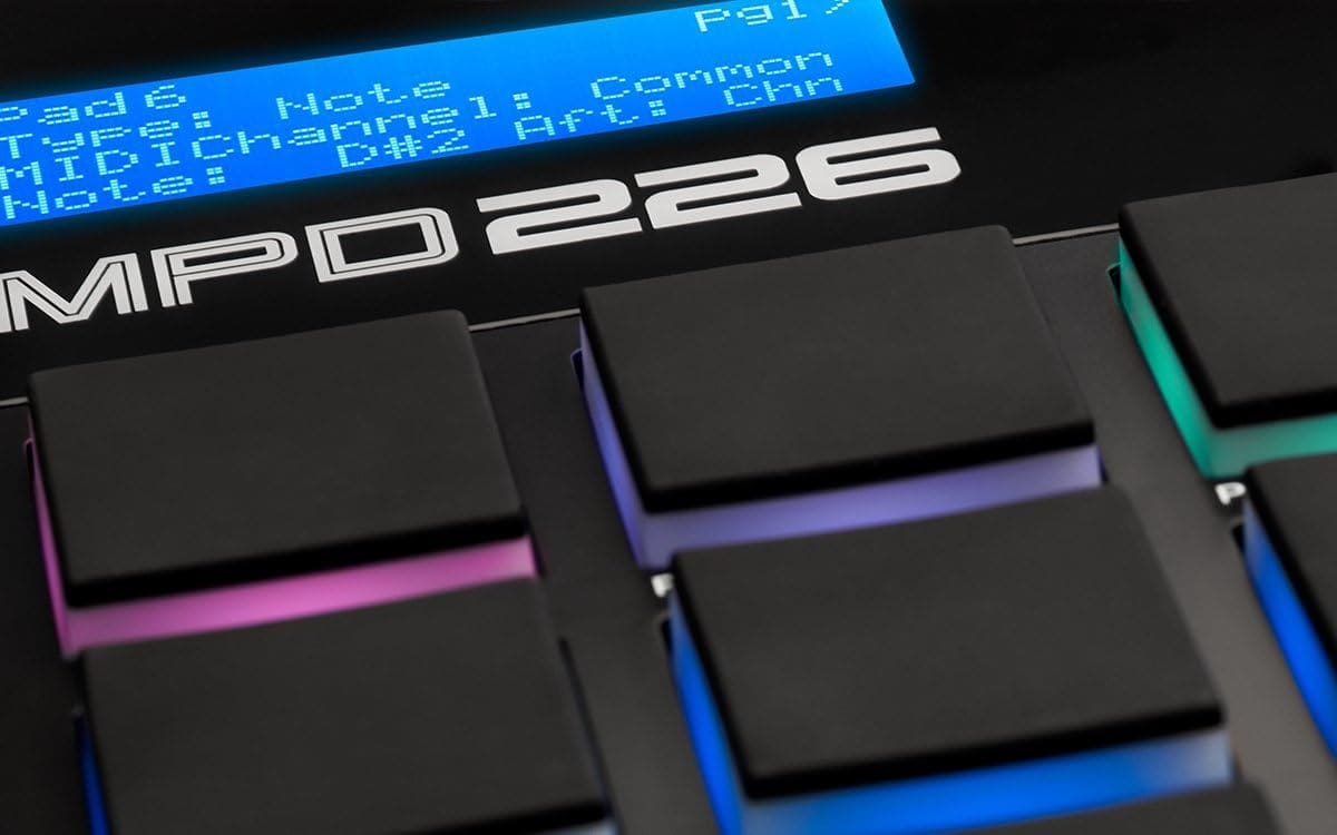 Akai Professional Mpd226 | 16-Pad Usb/Midi Pad Controller With Full Complement Of Fully-Assignable, Production-Ready Controls
