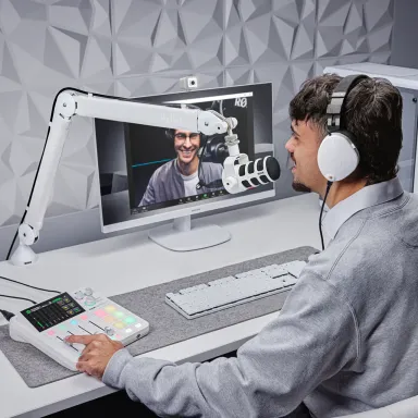 White PodMic