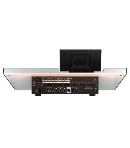 Behringer WING 01