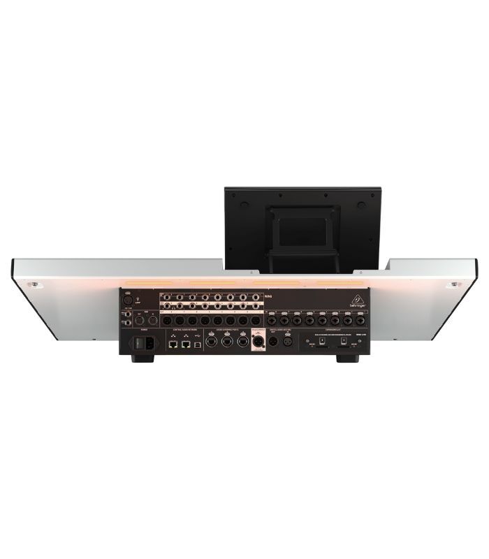 Behringer WING 01