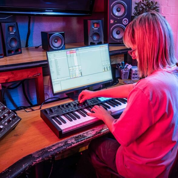 Launchkey 61 MK4