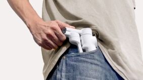 Foldable & Portable Folds up to fit into your pocket, ready for on-the-go shooting anytime, anywhere.