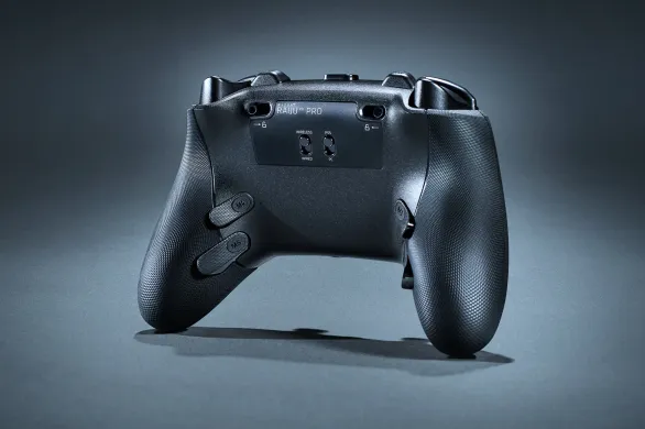 Razer Raiju V3 Pro Wireless Esports Controller for PlayStation 5 & PC