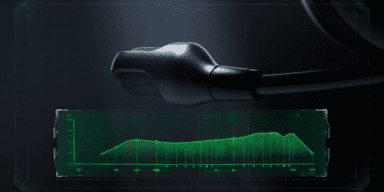 RAZER HYPERCLEAR SUPER WIDEBAND MIC High-Definition, Pro-Level Voice Quality By covering a wider frequency range of sound, this next-gen detachable mic captures and transmits a tremendous amount of detail in your voice, so that every shotcall to your team sounds clear, rich, and natural.